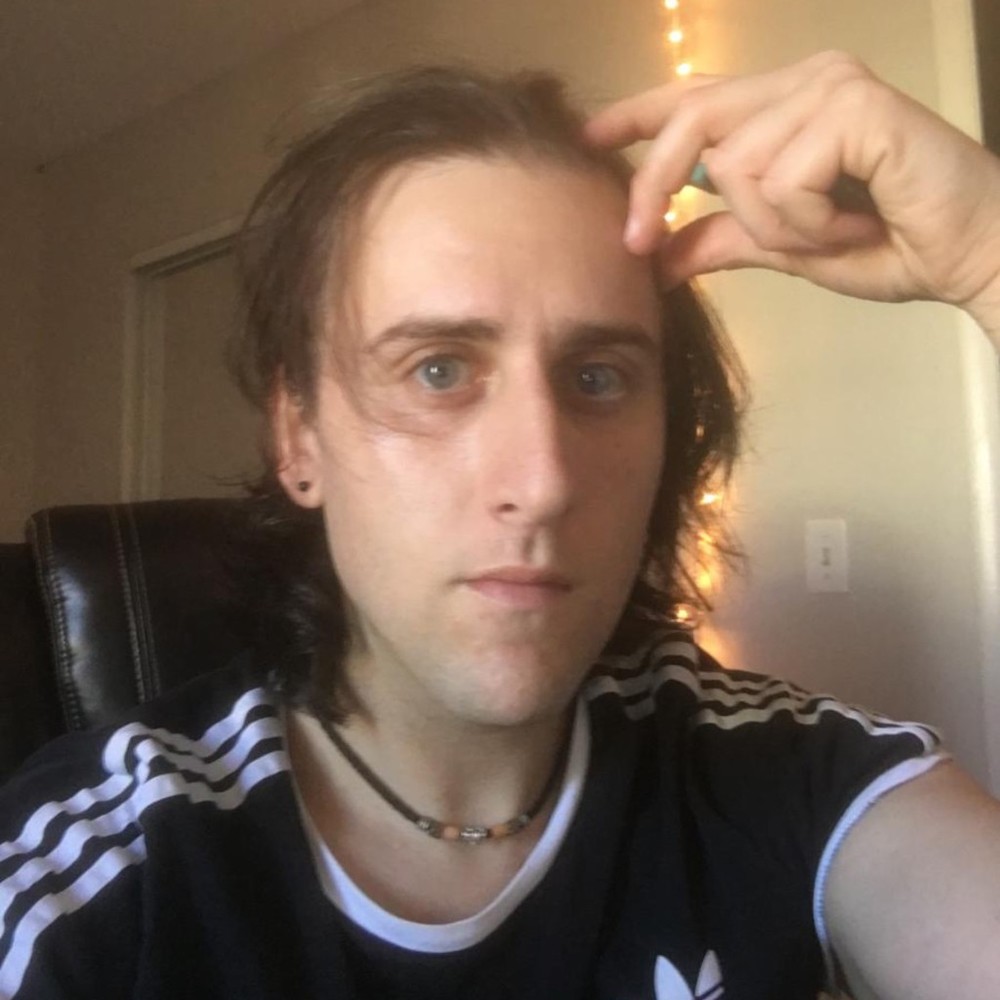 Meet your Posher, Alex